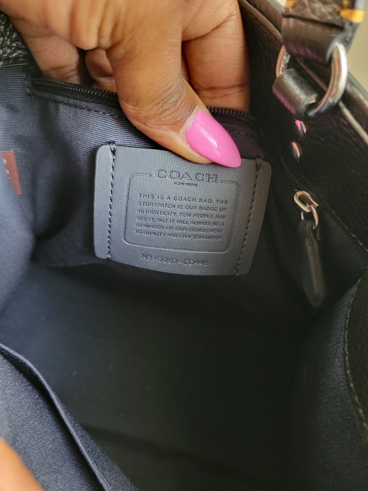 10.24 HAPPY DOG DEMPSY PURSE & MATCHING WRISTLET