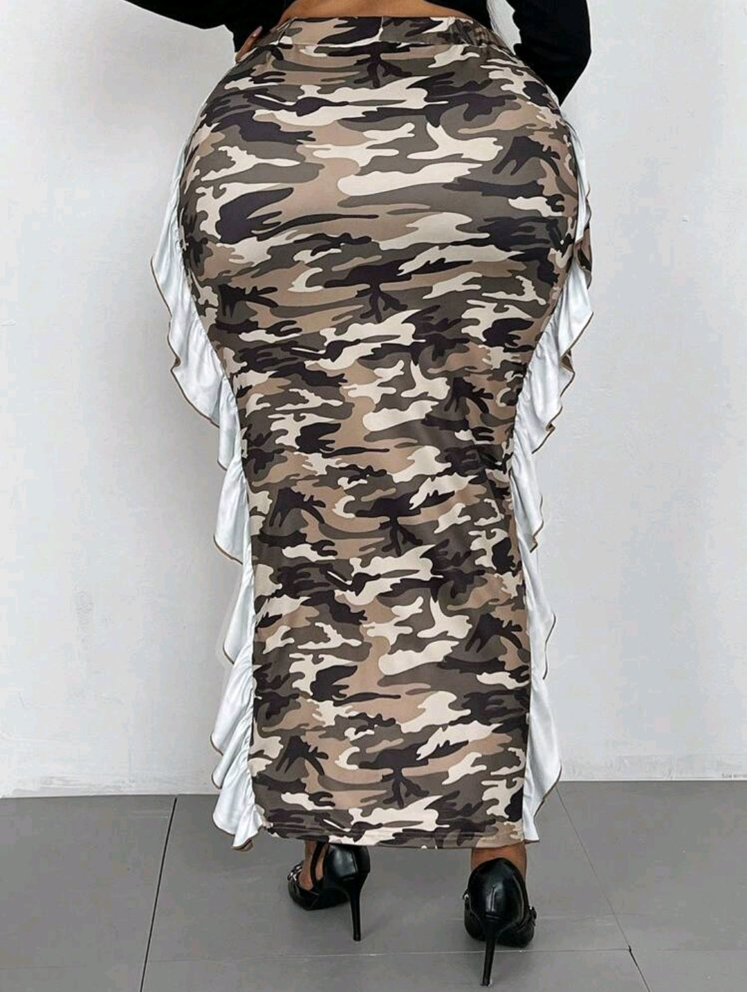 CAMO RUFFLE MAXI SKIRT