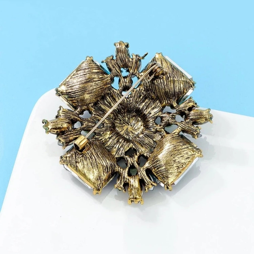 CHUNKY TEAL DIAMOND PEARL BROOCH