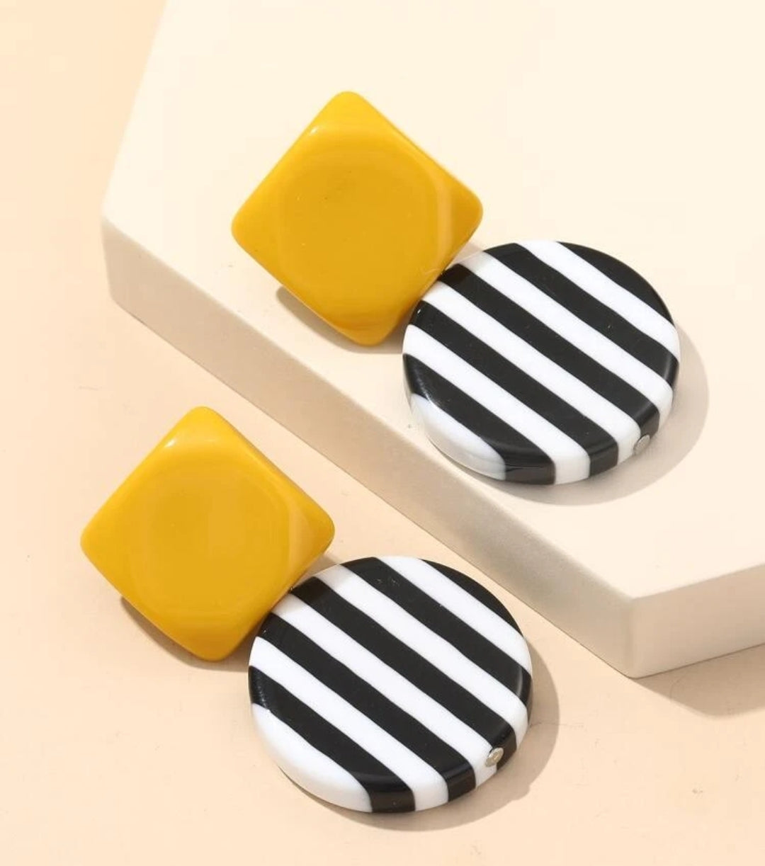 STRIPE POST EARRINGS