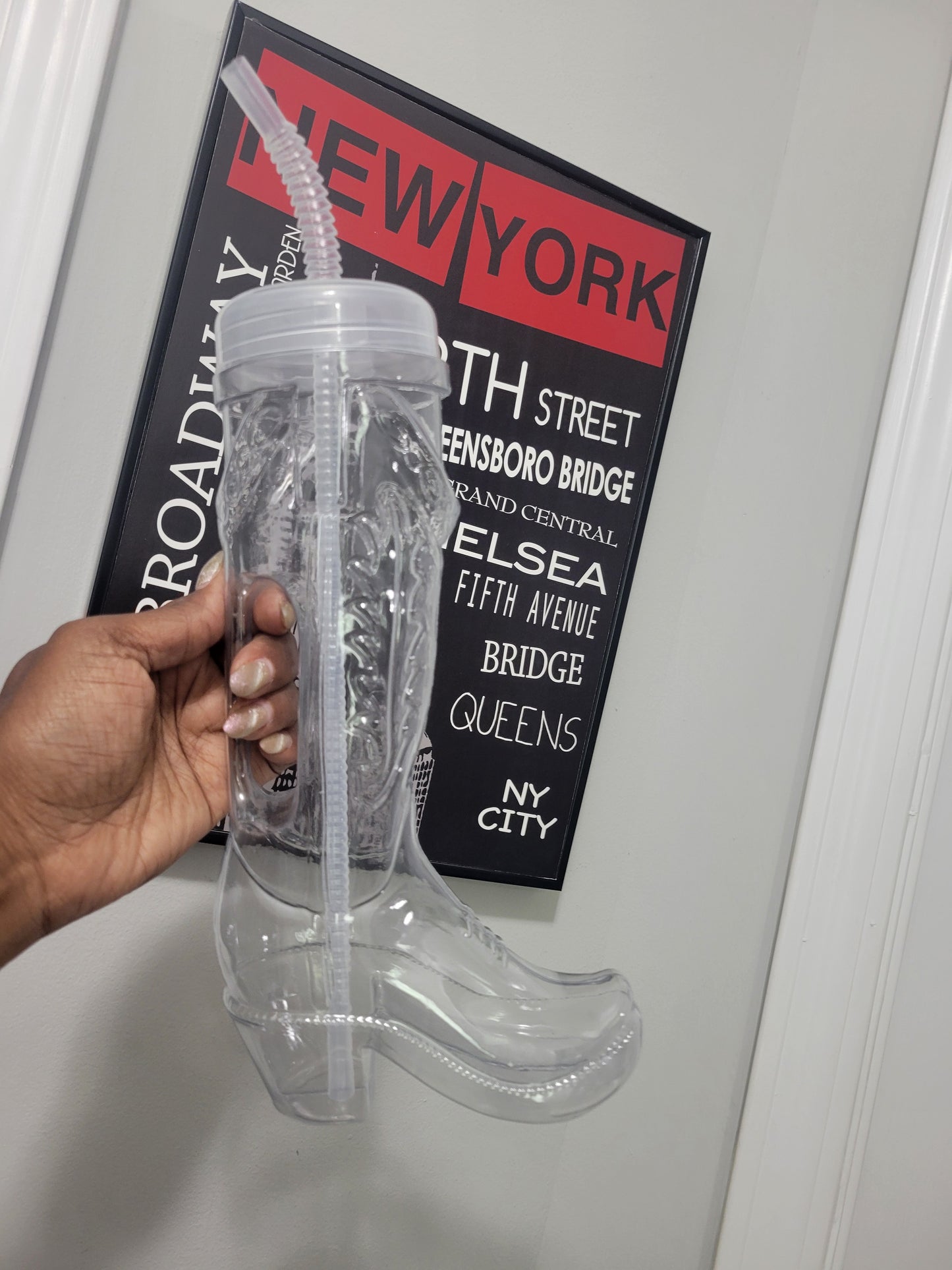 32oz BOOTS ON THE GROUND REUSABLE PLASTIC JUG