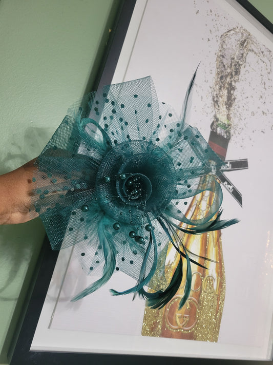 EMERALD FASCINATOR