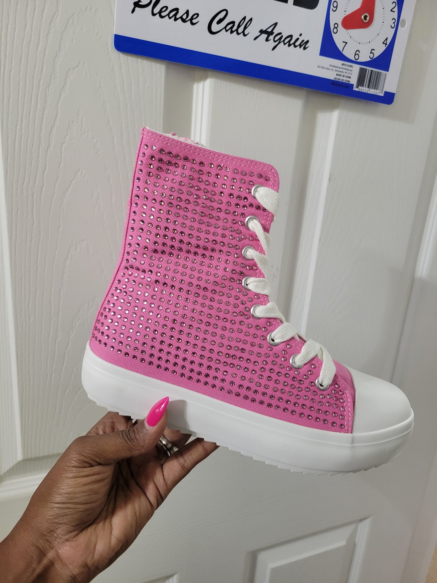 SZ 6 PINK BLING SNEAKER