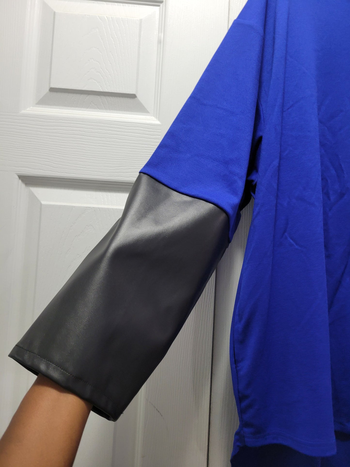 286 SIZE 18/20 COBALT BLUE HIGH LOW TOP