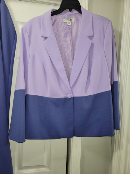 Size 20w two toned purple pant suit