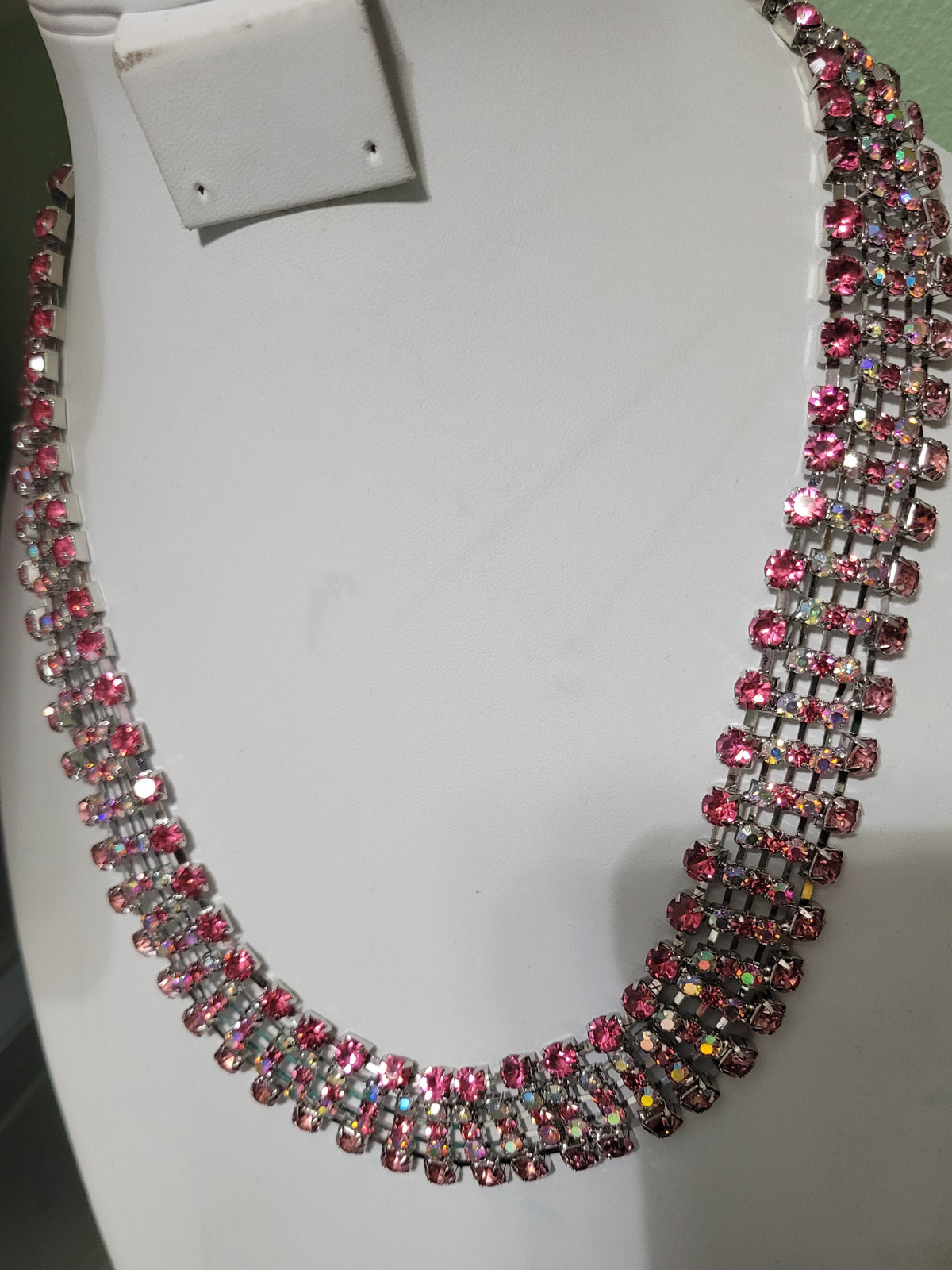 Bold necklace with multi shades of pink rhinestones!