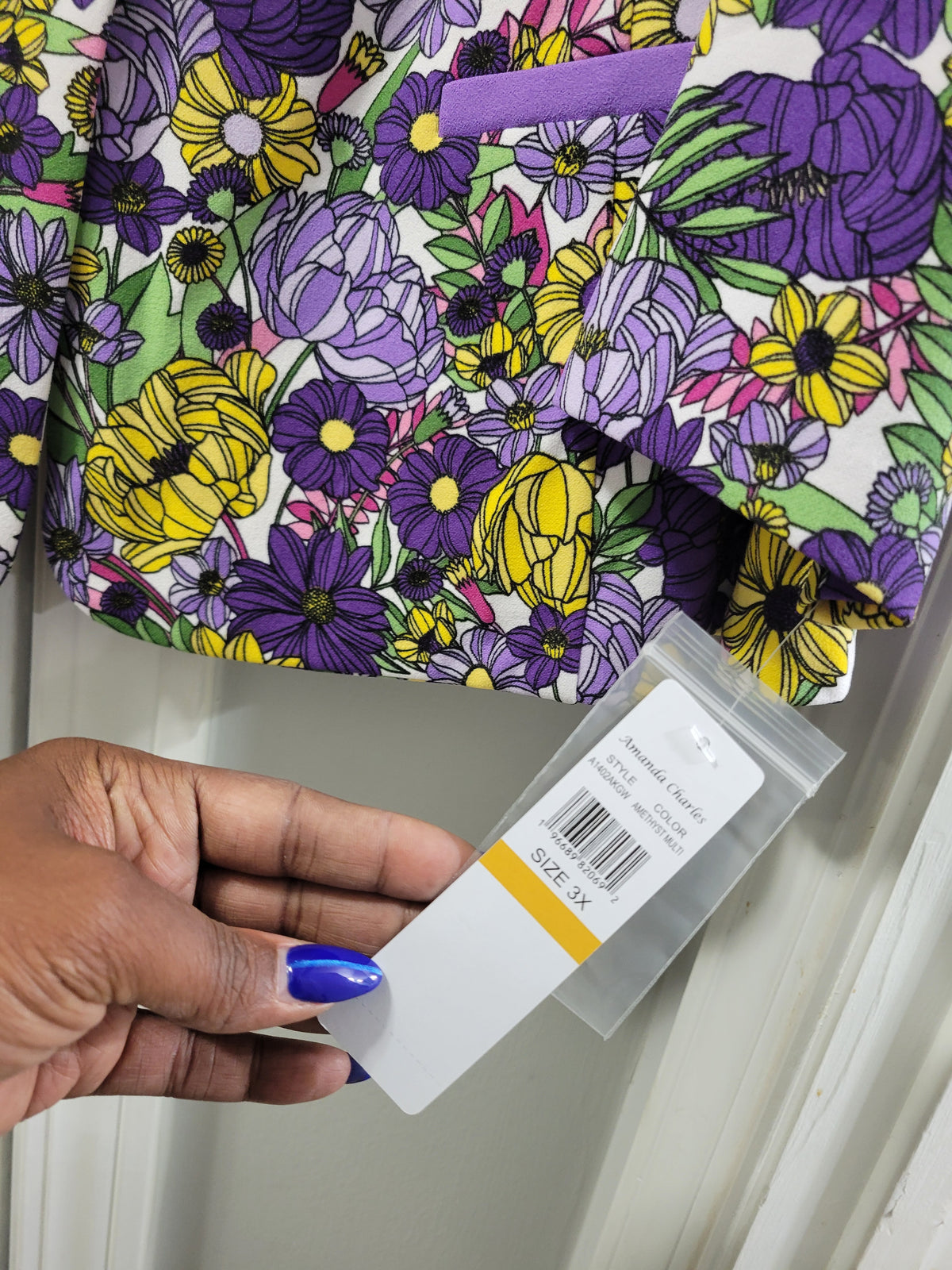 Sizes 2x & 3x Available bold purple & yellow floral pants suit ready to turn heads!!